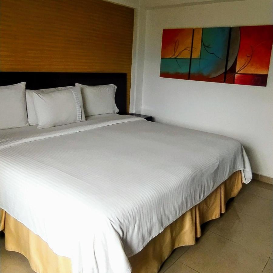 Hotel Tangara Dosquebradas Extérieur photo