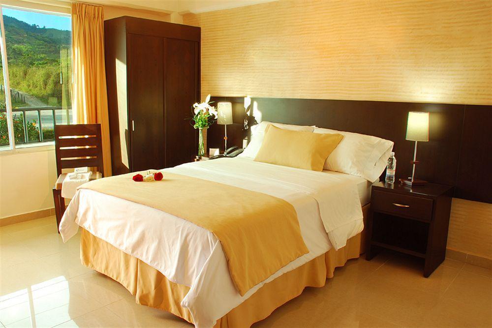 Hotel Tangara Dosquebradas Extérieur photo